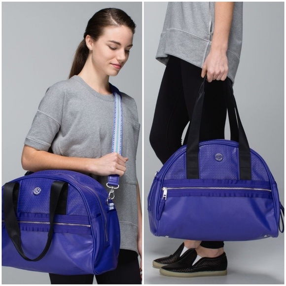 lululemon athletica Handbags - Lululemon Flow To Om Bag EUC